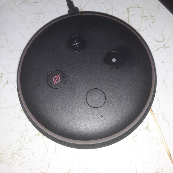 Echo dot Alexa - Picture 4 of 10